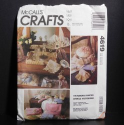 4619 MCCALLS VICTORIANA SLIPPERS, SEWING BASKET, BAGS, ROLLS CASES PATTERN